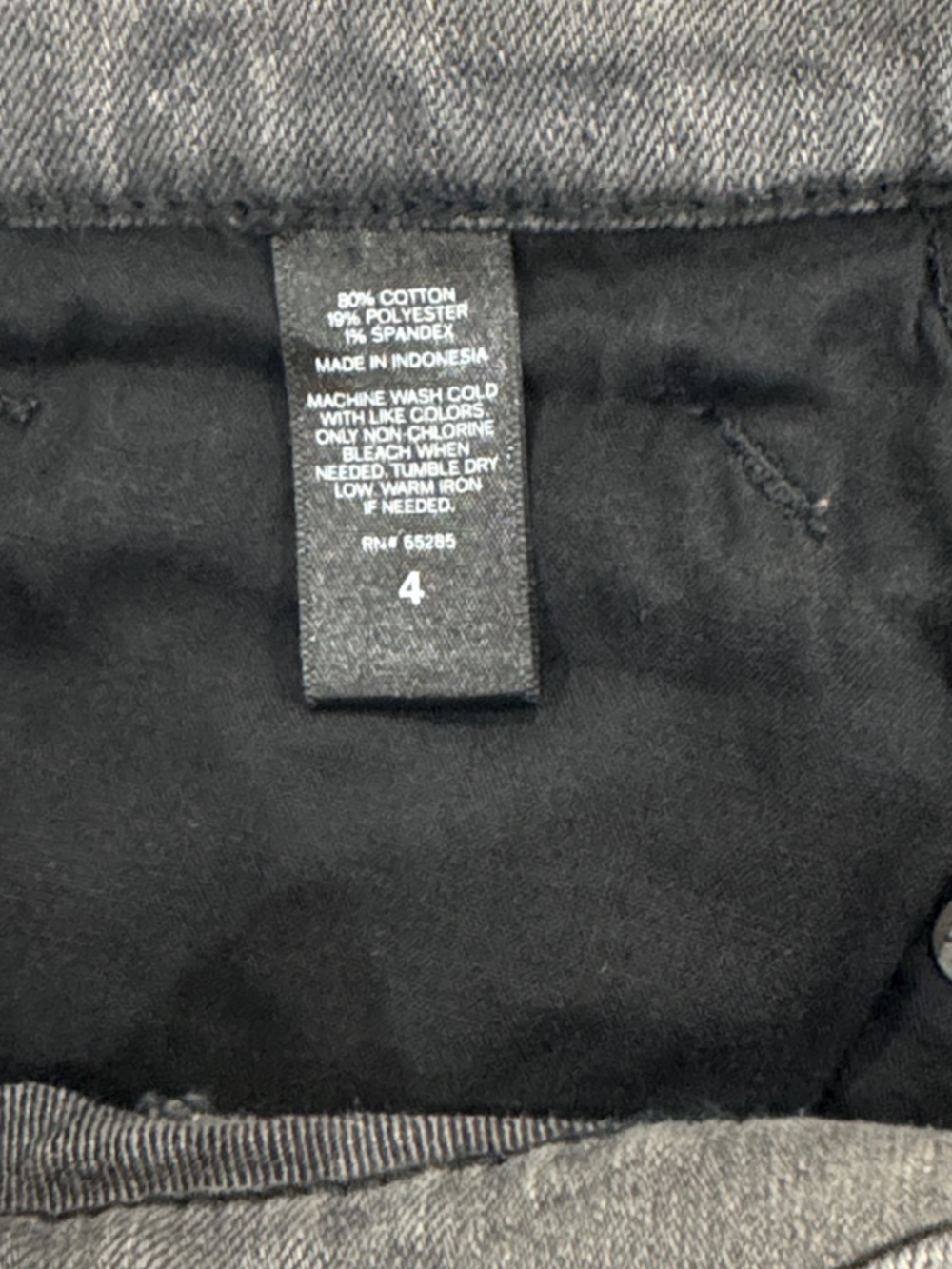 Express Black Distressed Denim Mini Skirt Raw Frayed Hem Stretch Size 4 - Picture 5 of 8